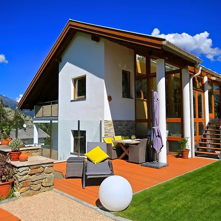 Burgpanorama * Ladis