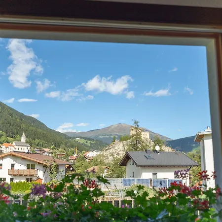 Burgpanorama Apartment Ladis